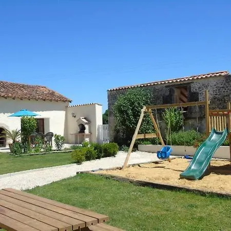 別荘 Limerac Family Friendly Salles-Lavalette